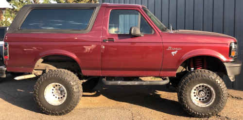 Ford Bronco Truck